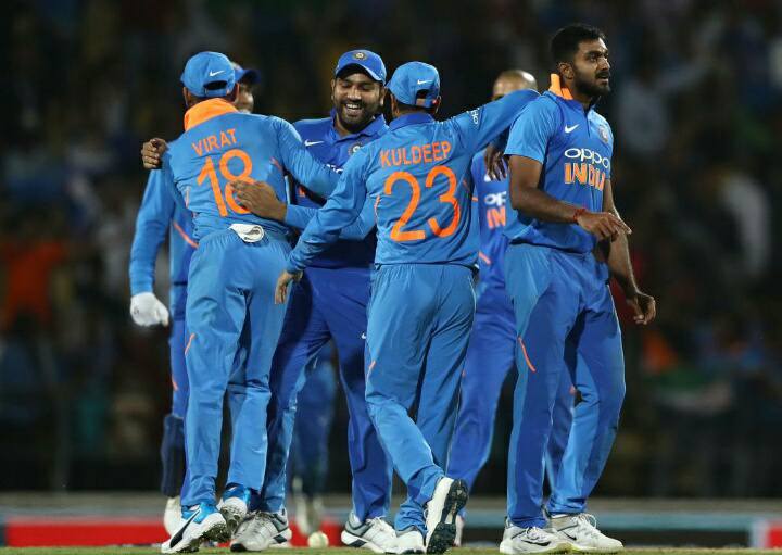 nueva_world's tweet photo. Congratulations to the champ &amp; the whole team for an astounding performance &amp; victory in #2ndODI between #INDvsAus 🇮🇳

#TeamIndia #IndianCricketTeam #ViratKohli #IndiaVSAustralia #Nueva @imVkohli https://t.co/HTqARuK1T3