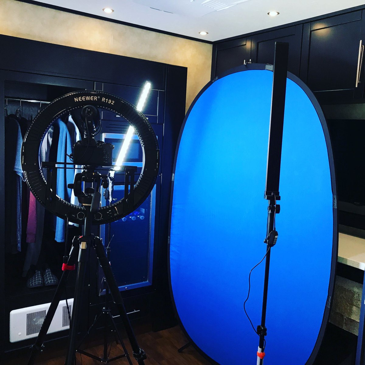 Studio 3 Media tweet media