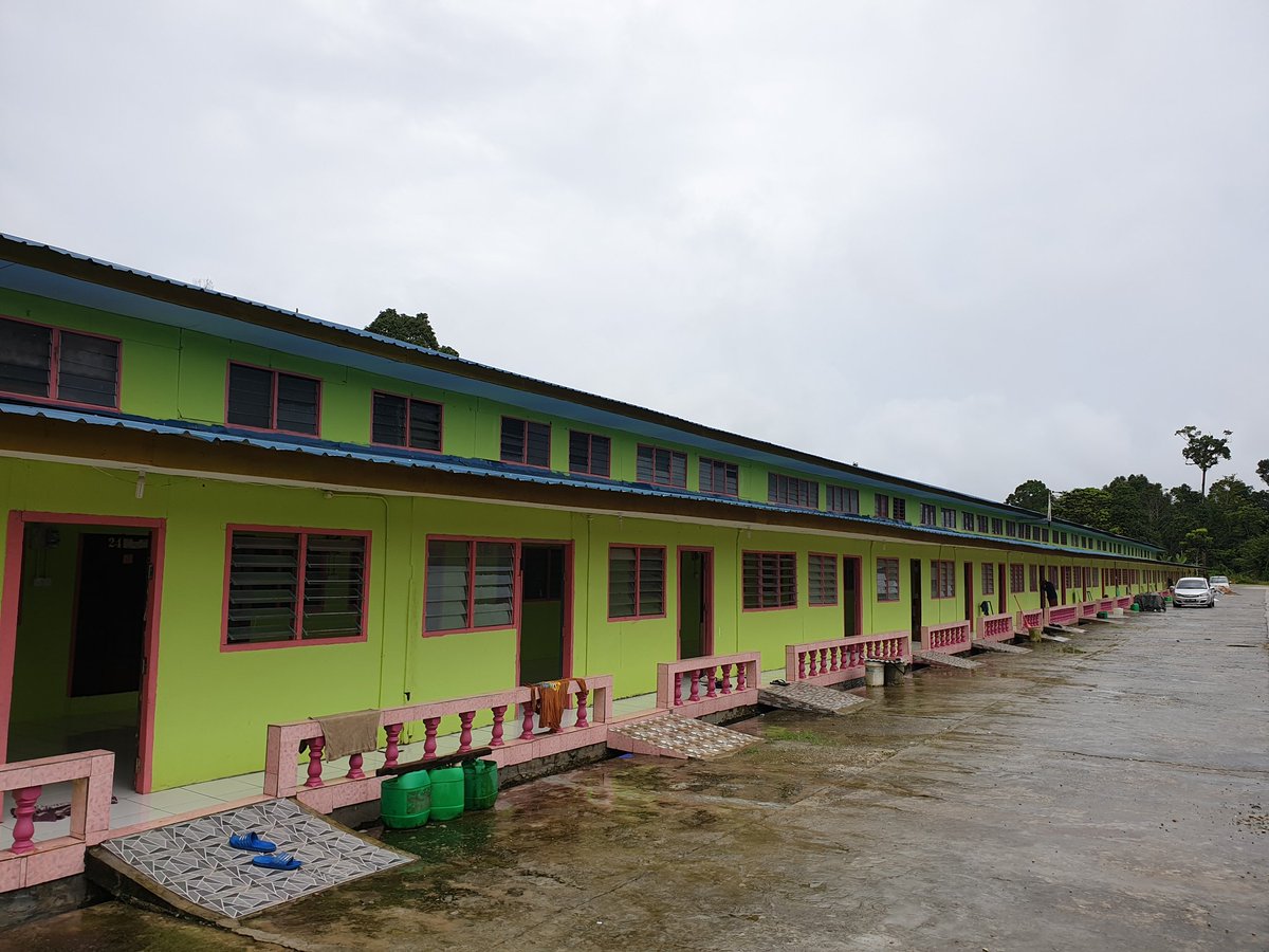 ChaiDennis's tweet photo. 6 Mac 2019 : Terima kasih warga Rumah Imau, Tanjong Engkilili, Sri Aman atas layanan yang mesra semasa saya singgah dalam lawatan kerja pada hari ini.. Semangat permuafakatan yang baik di kalangan warga ini.. https://t.co/lARWFIVL48