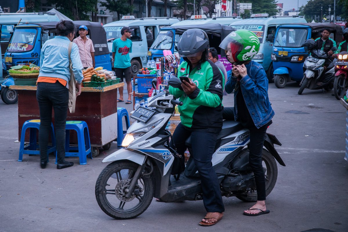 ADB_HQ's tweet photo. App-based motorcycle taxi services are one aspect of Southeast Asia’s digital transformation.  #appsharing
Read more about the accelerating digital transformation in #SoutheastAsia
https://t.co/Fxixb0URdY https://t.co/UL8inK5XOJ