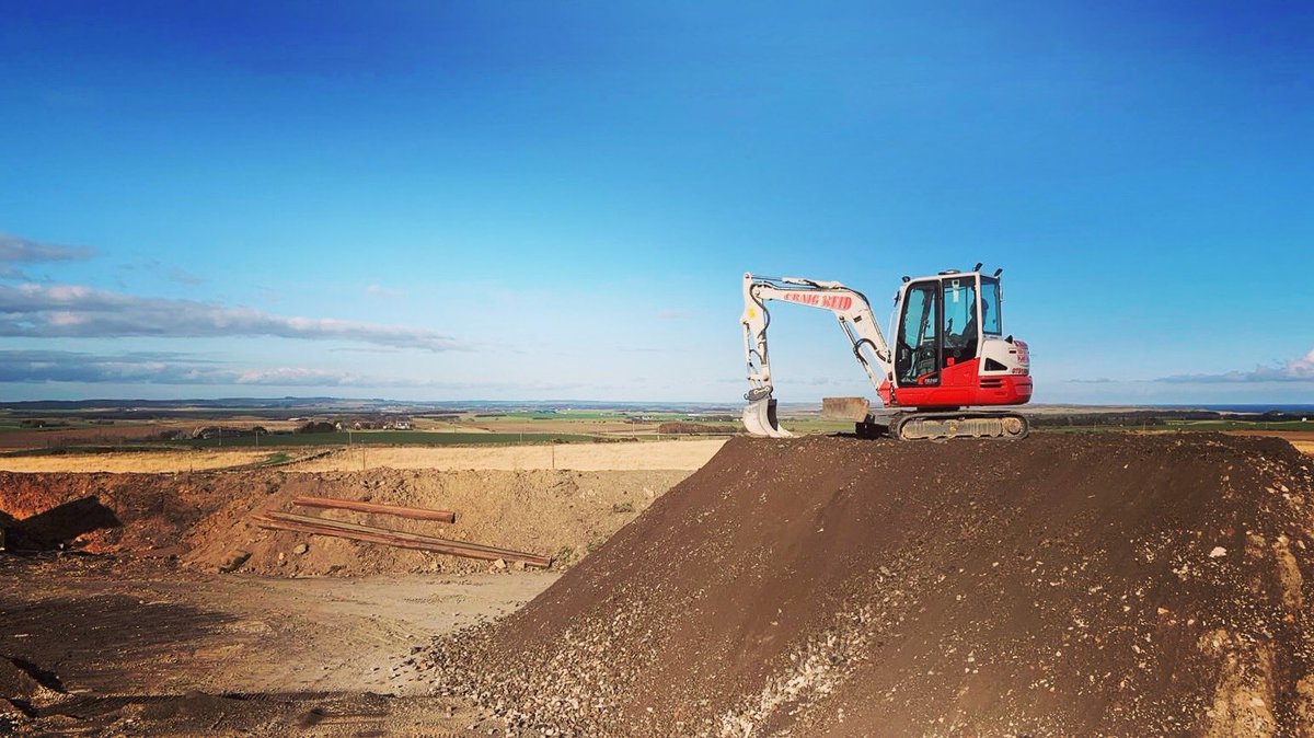 JmsEquipment's tweet photo. Craig Reidβs Takeuchi TB240 getting a bonnie view of sunny Aberdeenshire @Takeuchiuk #RedandGrey #Takeuchi #JapaneseForReliability #ShapingScotland π΄σ §σ ’σ ³σ £σ ΄σ Ώπ―π΅ https://t.co/xlermxckiM