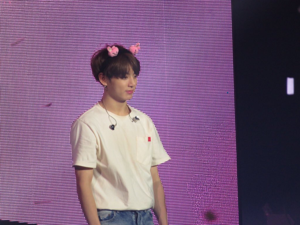 NokNochu_97_22's tweet photo. ตำแหน่งน้องน้อยของค่ายไม่ได้ดูที่ตัวเลขอายุ แต่คือความปุ๊กปิ๊กอ้อแอ้ ซึ่งใช่ค่ะ ตำแหน่งมักเน่ของ บฮ กะคือจองกุกกี้ https://t.co/F0r1QERdpK