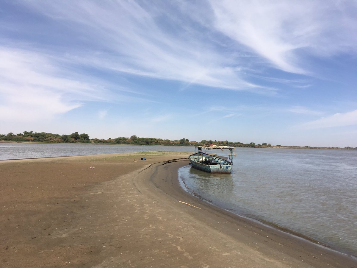 texmeroe's tweet photo. Back in #rainyDenmark ! instead of looking out, I close my eyes and go back to #sudan Beautiful day along the #Nile close to Kabushiya and the #hamadab dig #DAI #archaeology #diglife https://t.co/UMOPJfBDQB