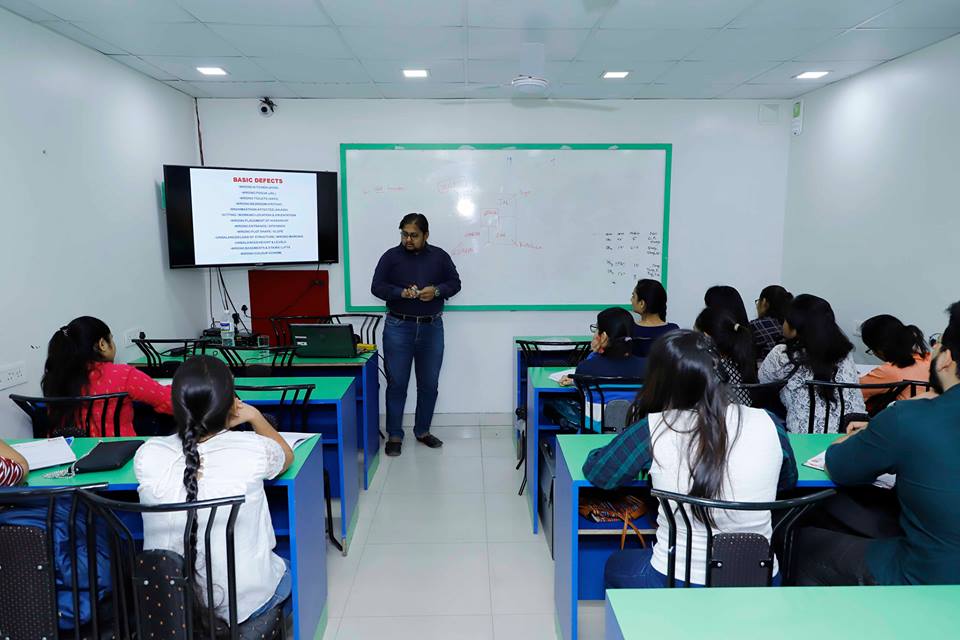 puneinifd's tweet photo. #InteriorDesignWorkshop on #VastuShastra held at #INIFD Deccan.
Vaastu is the science of direction that combines all the five elements of nature and balances them with man and materials. It is all about the interaction of various forms of best effect on a living person.
#interior https://t.co/XQOeFu7J78