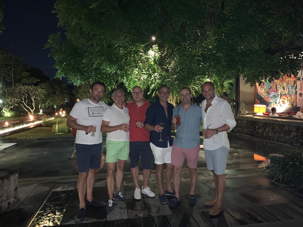 ScudMark's tweet photo. How goods Bali ?? 👌🍹🍺
#Bali #villa #chill #holiday #relax #swim #drink #eat #beachclubs #omnia #mrssippy #mexicola #kutada #sardines #metis #damaria #cocktails #bintang #massage https://t.co/qJ1erdq3Go