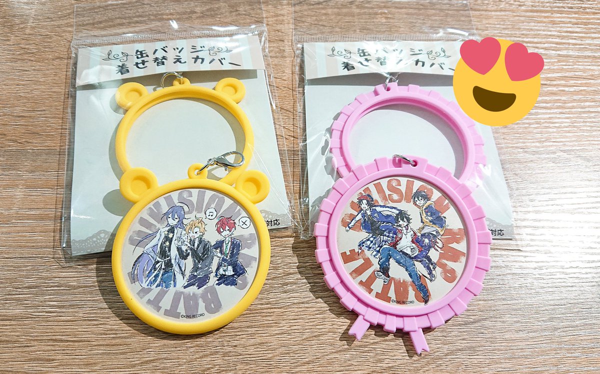 オリジナル商品「缶バッジ着せ替えカバー」のご紹介です✨ 缶バッジを