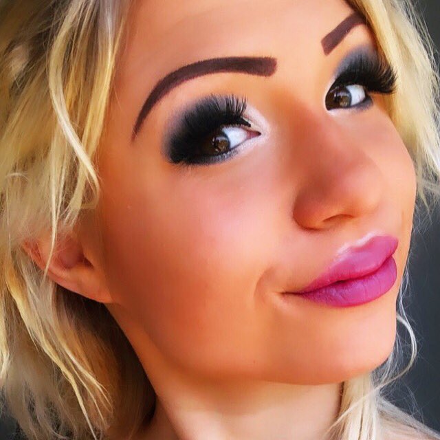 Have a great day guys 💗✨💕  Make your life a bit more pinky pink 😉😘 #girl #blondgirl #blond #blondie #longhair<a href="/tag/smile"class="tags"><span>#smile</span></a><a href="/tag/model"class="tags"><span>#model</span></a><a href="/tag/picoftheday"class="tags"><span>#picoftheday</span></a><a href="/tag/appreciate"class="tags"><span>#appreciate</span></a><a href="/tag/actress"class="tags"><span>#actress</span></a>