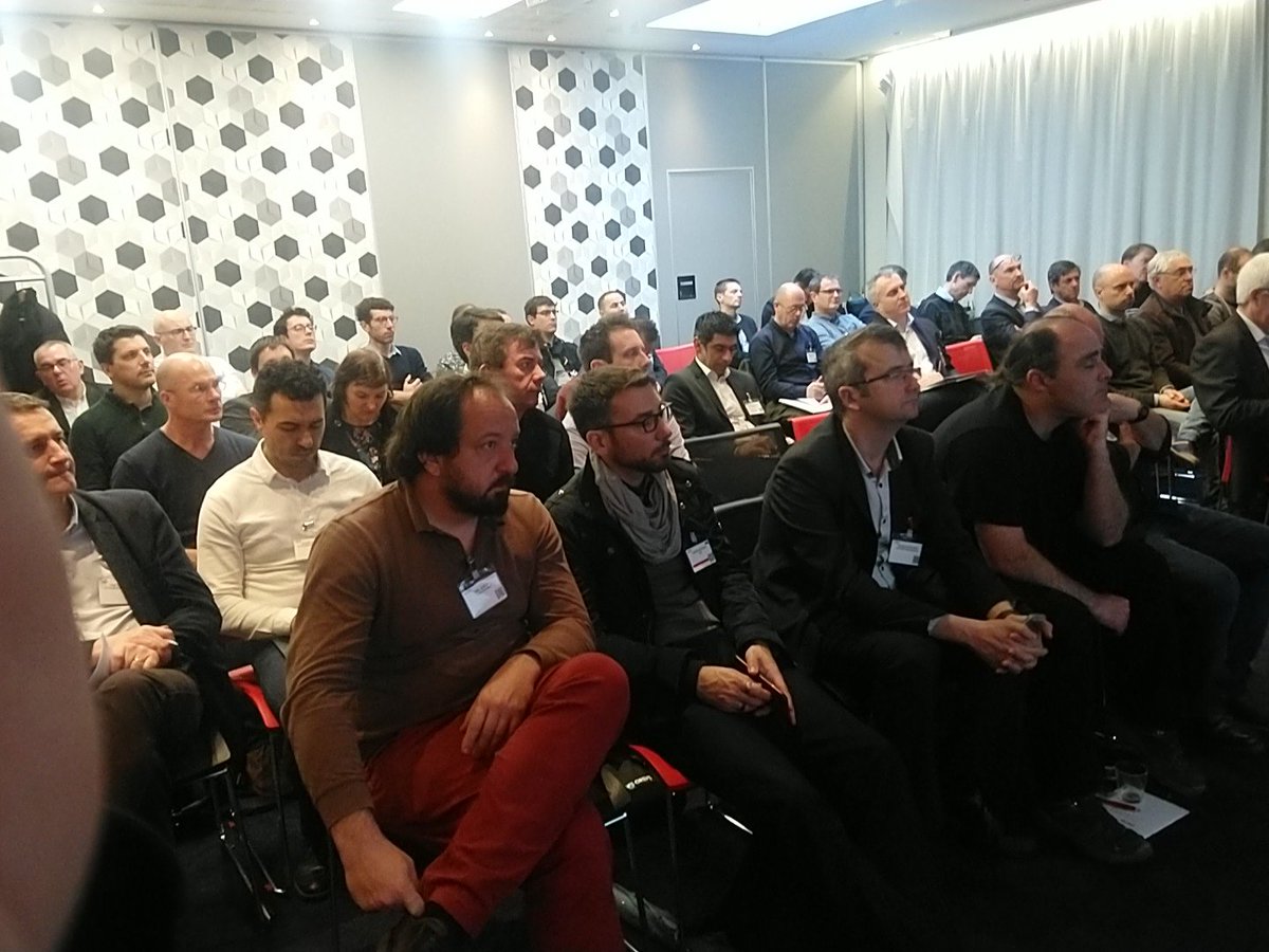 MCastruccioB's tweet photo. @CRiP_asso à @Nantes DARVA Ludovic Niort présente un Rex sur l'évolution de l'usage d' #Elasticsearch chez DARVA #Visioncentralisee des logs applicatives #tableauxdebord pour les Métiers #patternsdedysfonctionnement #robotiser des #ActionscorrectivesIT et de L'IA pour 2019 https://t.co/eUirmu2rMz