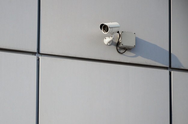 ets_securite's tweet photo. Sécurisation des boutiques et magasins : la présence d’agents demeure incontournable https://t.co/SX9iWu8sDL #sécurité #videosurveillance #sécurisation #magasins #boutiques #centrescommerciaux #AgentSécurité https://t.co/UalVsSOxQw