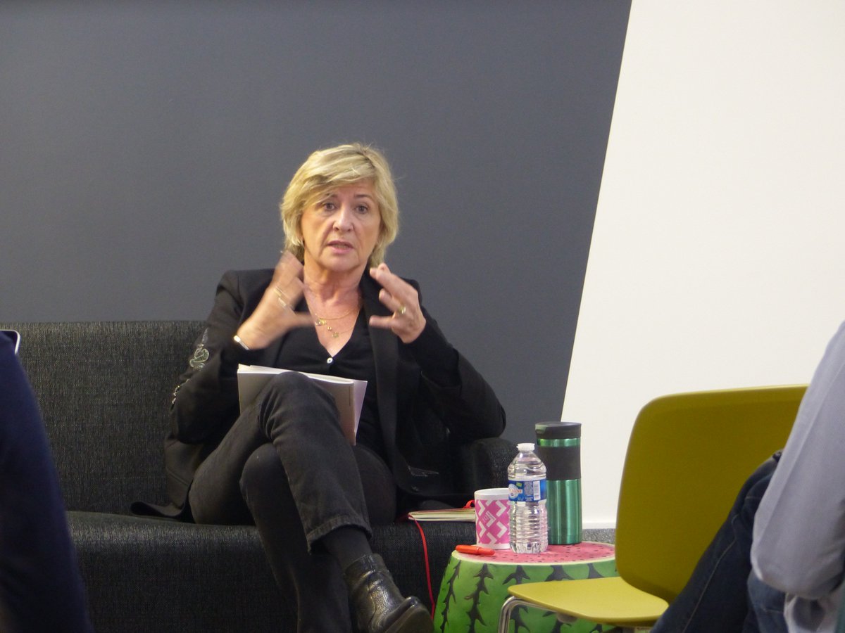 lafayette_pnp's tweet photo. #LPnPbatch6 {Live}π€ Elisabeth Cunin explains the passionate relationship between retailers and startups! https://t.co/HiF9kg5qu3