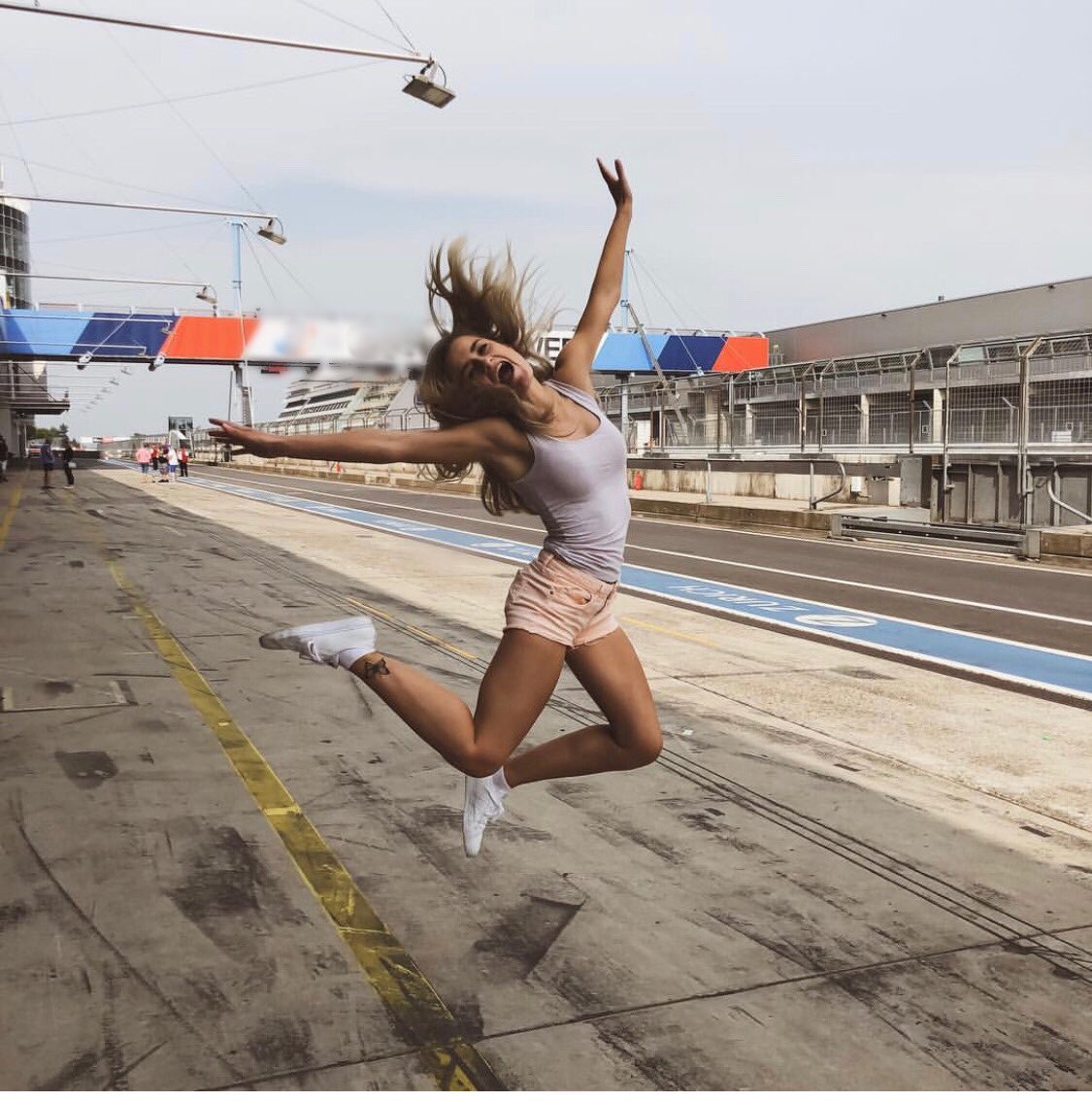 AcceleratingC's tweet photo. #MOOD 
Only one day is left our track day ! We’re super excited to see some of you already tonight for the instruction session and all of you March 7th, at the @buttonwillowraceway ! Super excited to share with you this special International Women’s day celebration ! https://t.co/fFeuq449V3