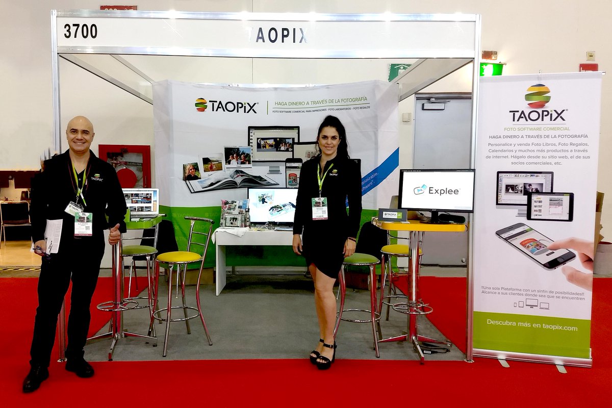 Taopix_HQ's tweet photo. Day 1 at EXPOGRÁFICA was a huge success with Alejandro Gamboa & Mariana Maldonado at booth nr 3700. If you're in Mexico City, you don't want to miss out on seeing Taopix #AI in action. #photopersonalisation #photocommerce #photogifts https://t.co/5KLZ71cJwT
