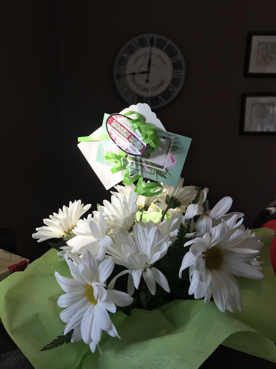 It is always nice to receive a gift. Thank you <a href="/MostlyRoses/">Mostly Roses</a> Woodstock for the lovely daisies.