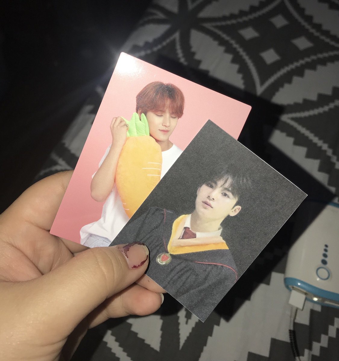 TOUYAMANSI's tweet photo. yiiieeee thank you so much❤️❤️❤️❤️ @SerenBlossomPH (cutie ng pa-freebie hehehe @meanieuwu ang future flight attendant o)
#SBProof ✨✨✨ https://t.co/oQk322kUi1