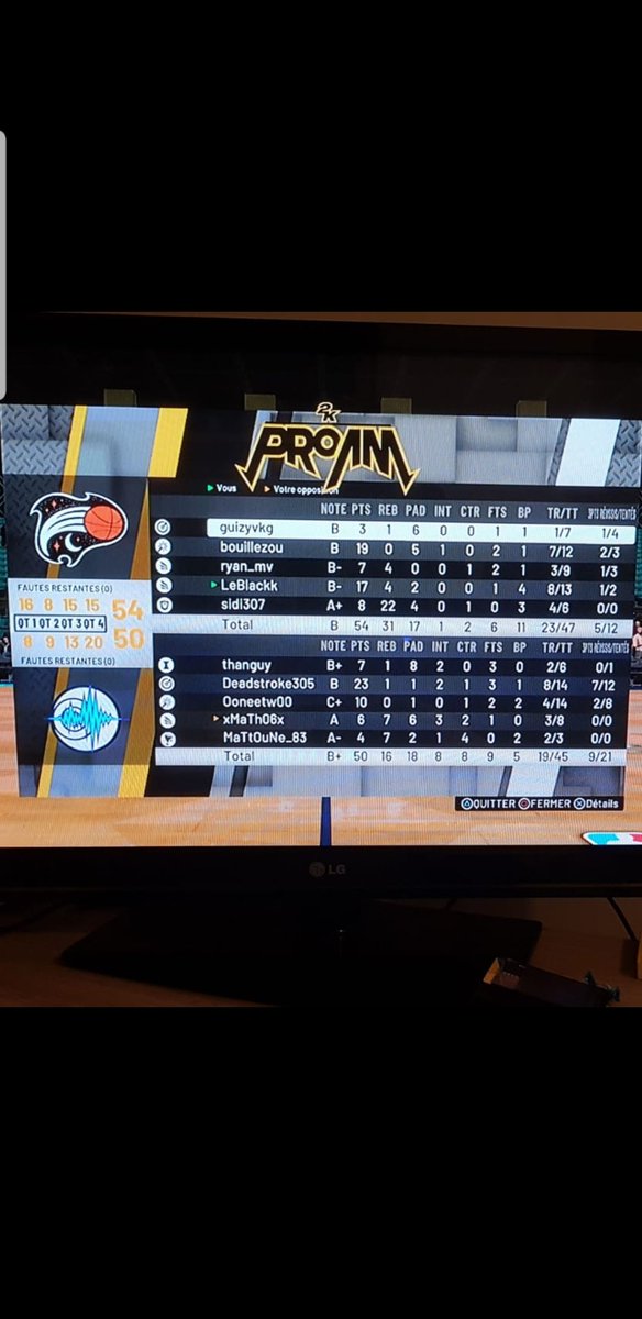 zer_city's tweet photo. Première victoire 54-50 dans la @FPL2k .
Gg @testmicro9 .
Bilan 1-1 https://t.co/syupLZQlR8
