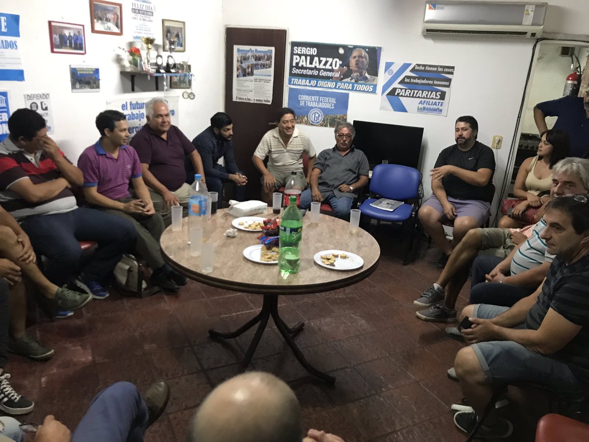 JavierPerezSM's tweet photo. Ayer nos reunimos compañeros de distintos barrios y sectores para comenzar a organizar este año electoral. #JavierPerez2019 https://t.co/3uEnKfdRwl
