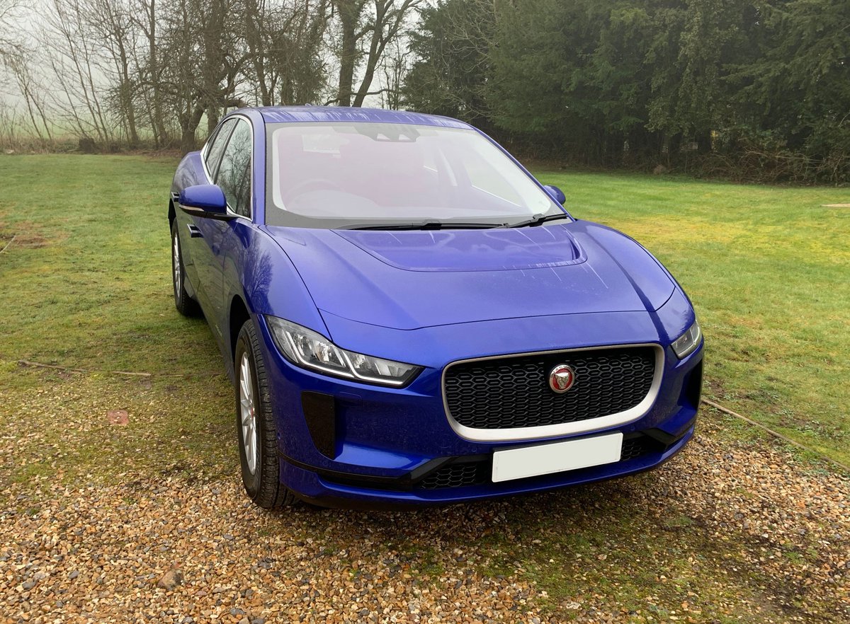 cleancarsystem's tweet image. @cleancarsystem's chairman walk's the walk with his new #Jaguar #iPace that has just been delivered. What a gorgeous vehicle😍 
Now, show us what vehicle you have! ⚡️🚗 #cleancar #cleancarsystem #electricvehicles #batteryonly #ElectricVehicle