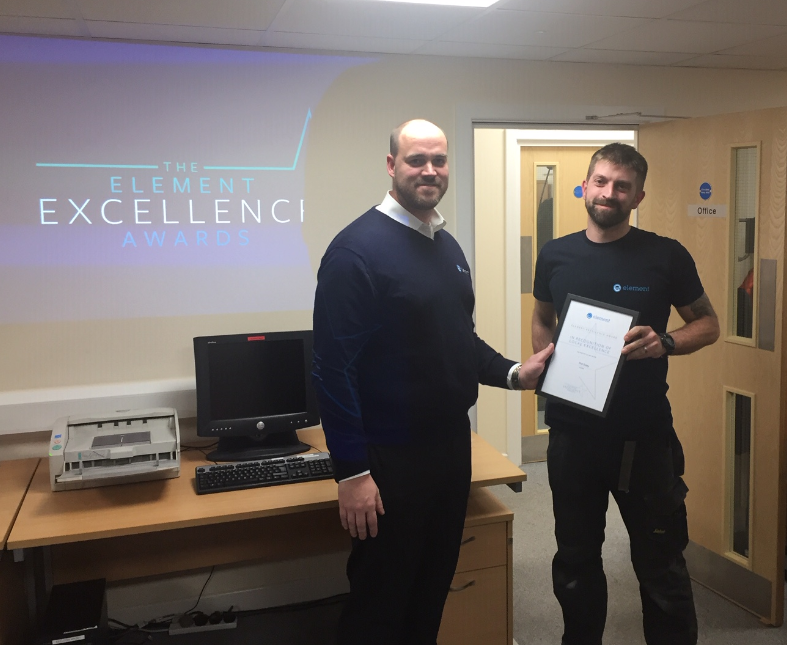 WeAreOneElement's tweet photo. Luton Exova Stack Emissions & Asbestos #OneElementWeek Celebrations
and John Nelson presenting Phil Soley, Stack Emission Team Leader Luton with his Local Excellence Award https://t.co/J2C8QMgxgM