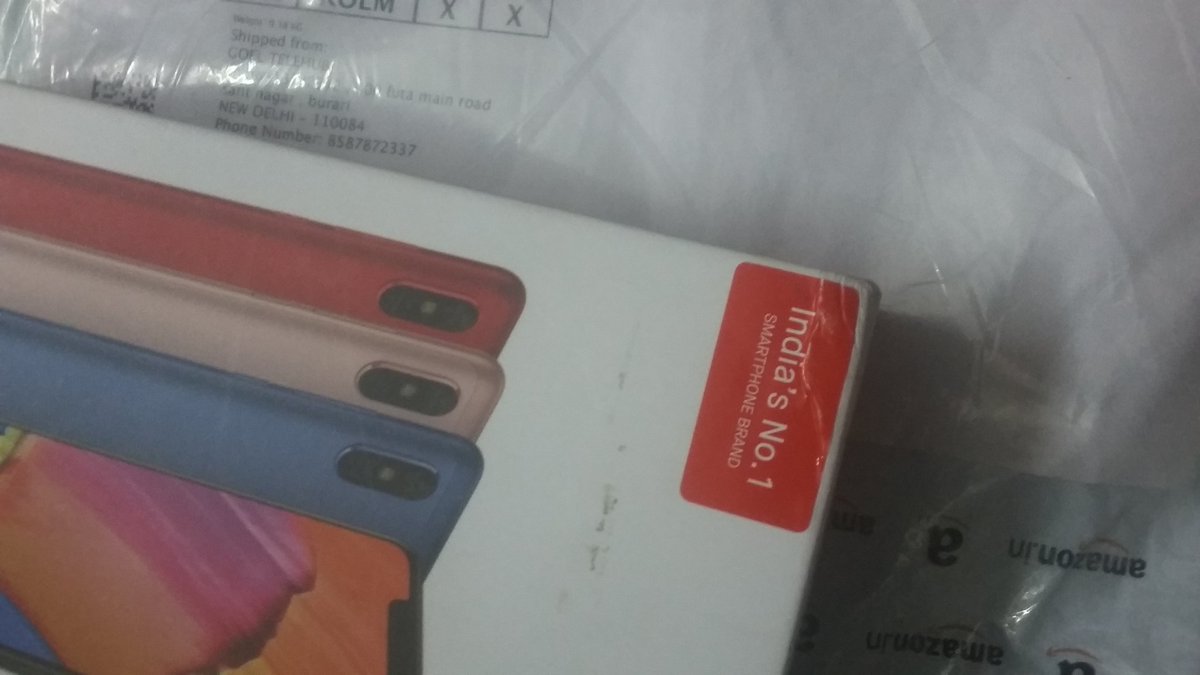 ShagufaZareen's tweet image. @amazonIN This is how you supposed to deliver a mobile with broken seal, tampered box and dirty screen and just in plastic bag. Worst delivery and worst packaging.
I just hope that the phone will work fine.
#worstpackaging 
#mi_note_6_pro 
#bad_service_amazon