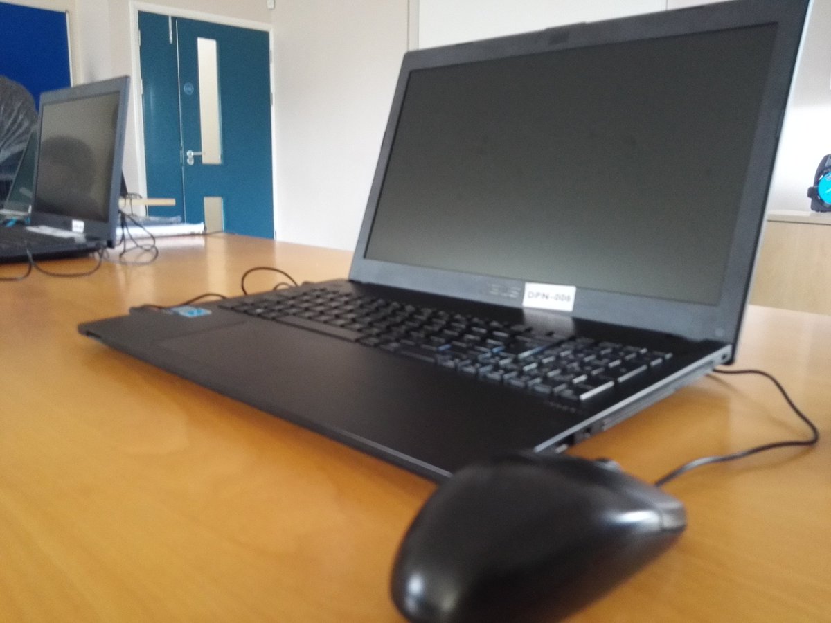 samstonewriter's tweet photo. Got to love European funding - WordPress training today, the first of 4 intensive all-day sessions and all FREE - soon I will be an expert!!
#DigitalMarketing #DigitalTransformation #Wordpressmaster
#Cornwall
#SmallBusinessOwners https://t.co/uBPnFXgtO4