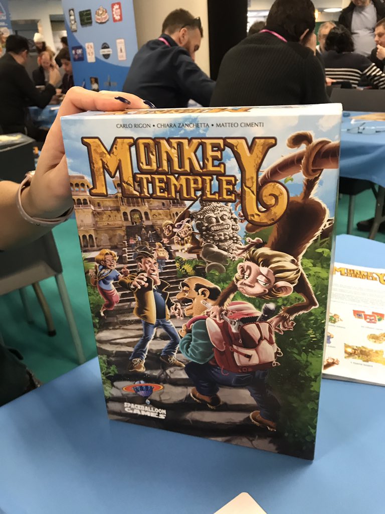 AkoaTujou's tweet photo. Monkey temple, un jeu d’ambiance coopératif oú l’on doit retrouver les propriétaires des objets volés par les singes dans ce jeu de déduction / association pas évident @Atalia_Jeux  @SpaceballoonGam #j2s #fij2019 https://t.co/CfjbNHlBnV