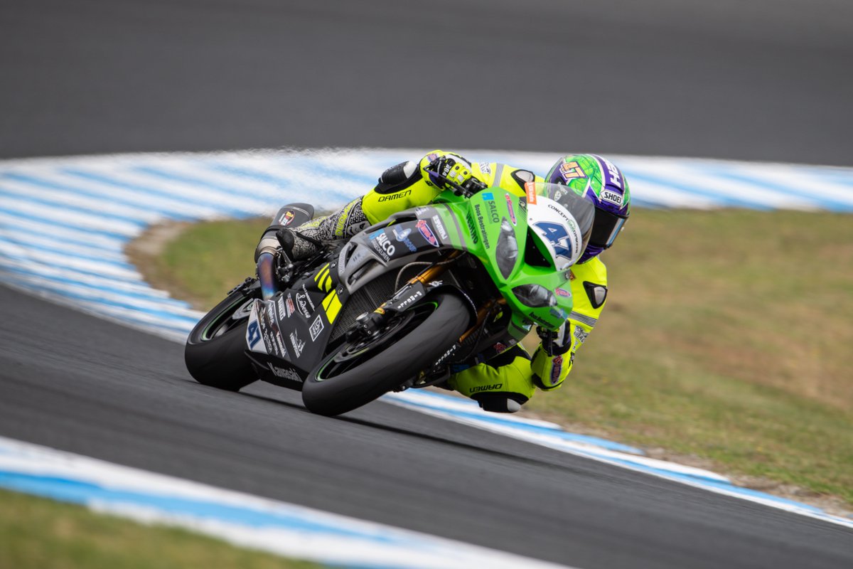 Helaas met een highsider ten val gekomen in de tweede training waarbij ik in mijn pols heb gebroken. Enorm zuur om zo het weekend op Phillip Island te moeten beëindigen! racesport.nl/worldsbk/rob-h…