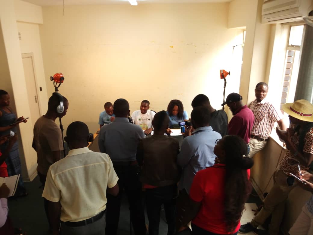 Advocates4Earth's tweet photo. We just finished addressing a press conference in Harare during the release of our preliminary critical report on the #BattlefieldsMineDisaster #BattlefieldsDisaster  | @LeninChisaira @ZwAlliance @OSISA @ChristineJuta @ZIMCODD1 @StopCorpPower https://t.co/slgBEIiCcw