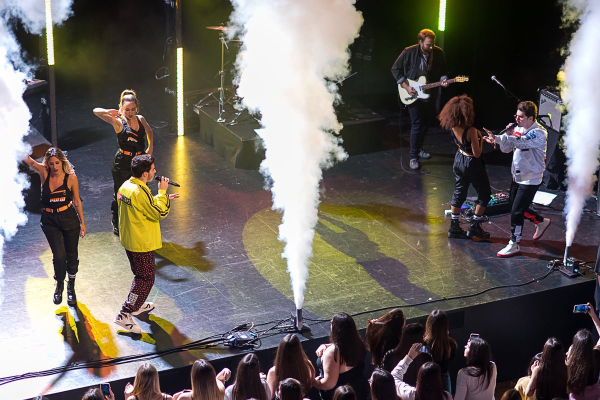 GemeliersMusic's tweet photo. GRACIAS, gracias y GRACIAS por todas vuestras felicitaciones de ayer. Somos unos afortunados. Os compartimos algunas fotos del #StereoTourBarcelona. Mañana seguimos en Valencia. 🖤 https://t.co/obnaFil5es