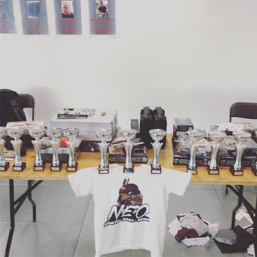 MajorityT3's tweet photo. Finally back on Twitter now I have interesting things to share with you all! Keep an eye out for my future Warhammer 40k events! #warhammer40k #Warmongers #tournamentlife #MajorityT3 #wargames #gamesworkshop #pointsmakeprizes #silverware https://t.co/RJvLyj1AbX