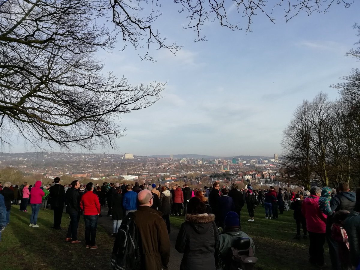 mrdanwalker's tweet photo. I’ll say it again... Sheffield... YOU ARE AMAZING! #TonyGotAFlypast #RememberTheTen 
1st 3 pics are Endcliffe Park and the last one is Meersbrook Park 🙌🏻👏🏻🏆👍🏻👌🏻 https://t.co/jM0WqNdYb3