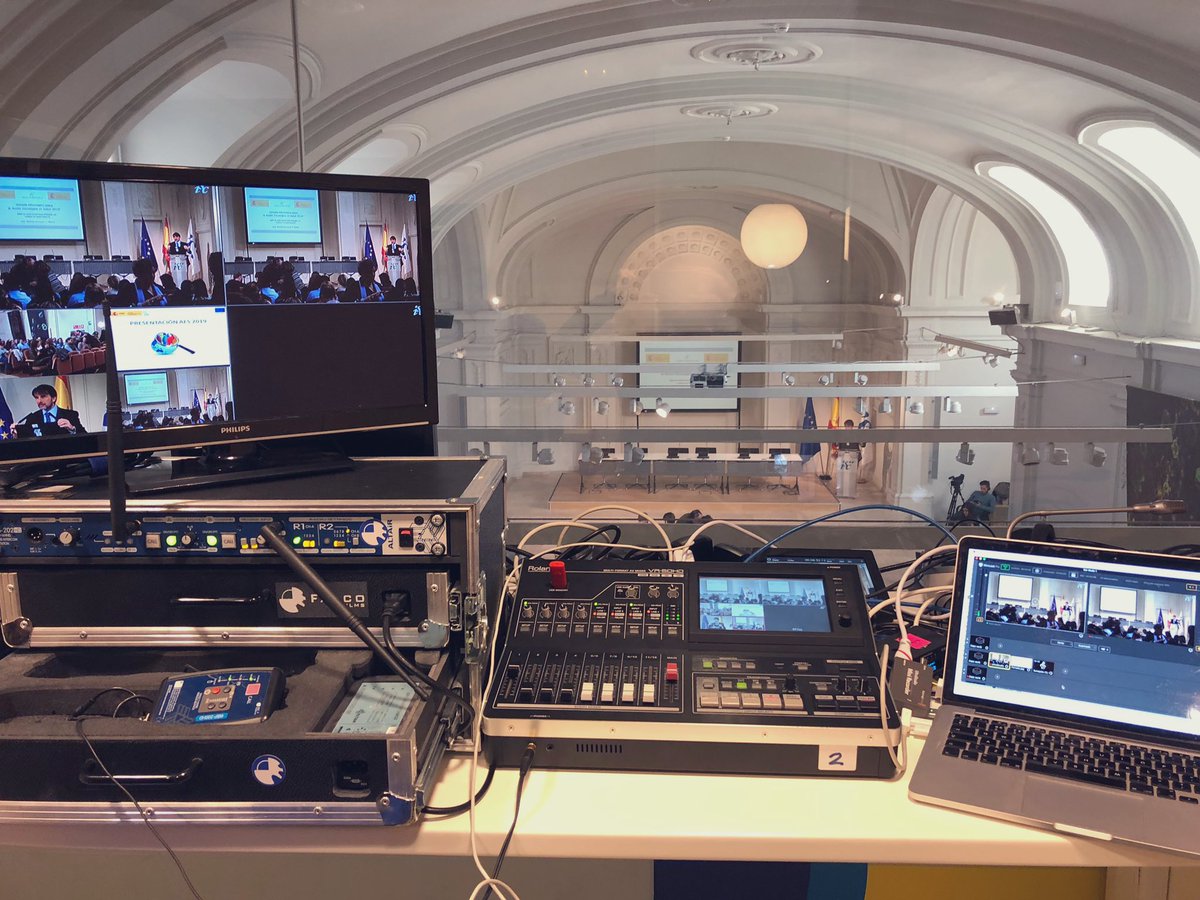 extreamr's tweet photo. En #streaming multicámara con @ND2Producciones en @CIBER_ISCIII presentado “AES 2019, Acción Estratégica en Salud”
#eventos #madrid #produccion #roland https://t.co/mMRmxIKLL2