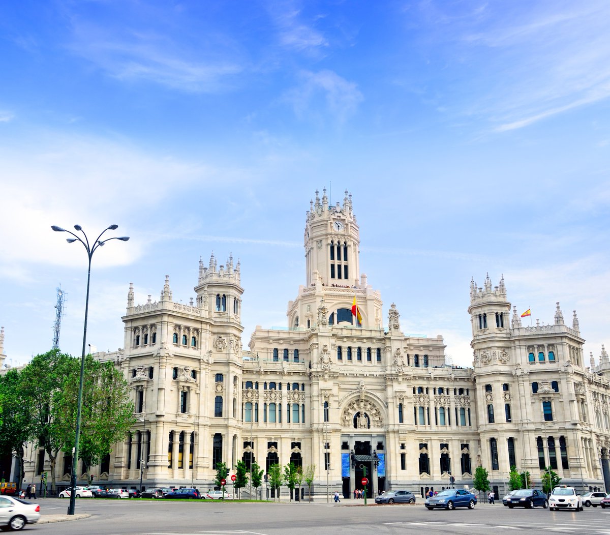 ACCIONA's tweet image. Nos aliamos con el Ayuntamiento de Madrid, España, (@MADRID) para mejorar la eficiencia energética de 400 edificios municipales 🌆 acciona.sa/k0Iv30nNlxM #InvierteEnElPlaneta