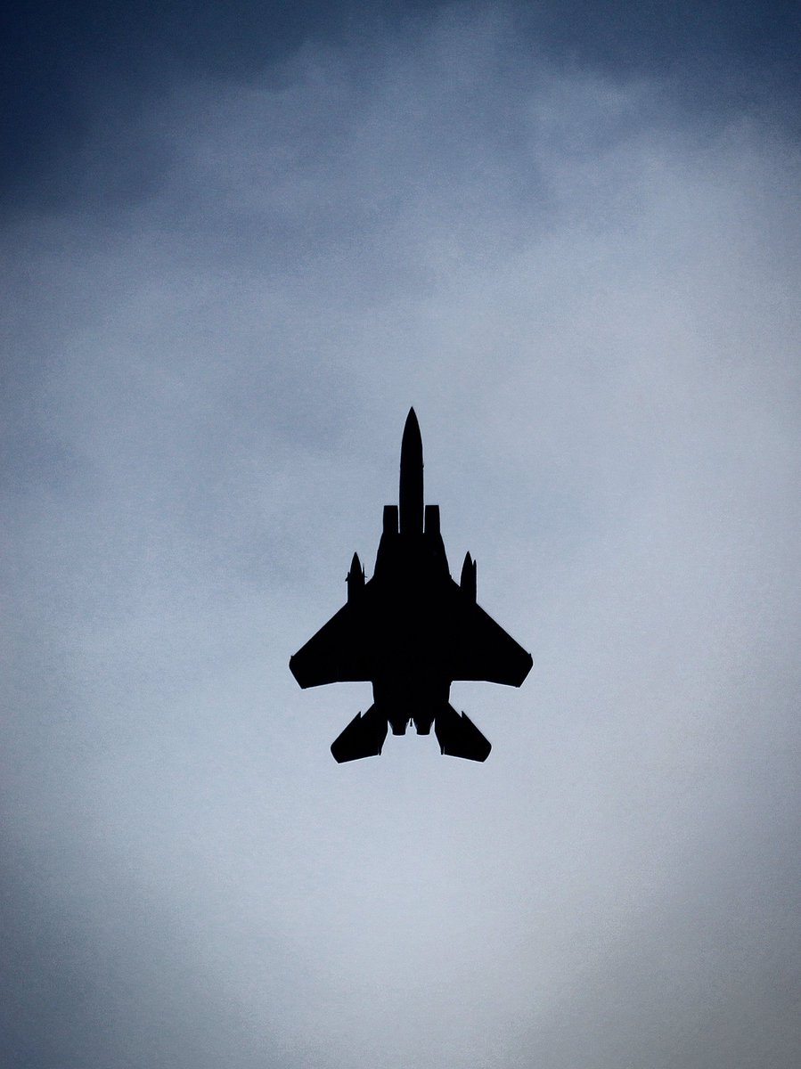 Tom Snell tweet media