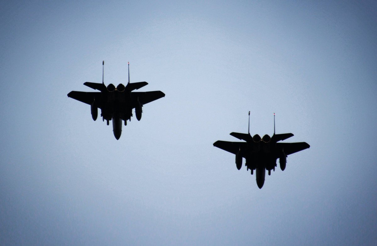 Tom Snell tweet media