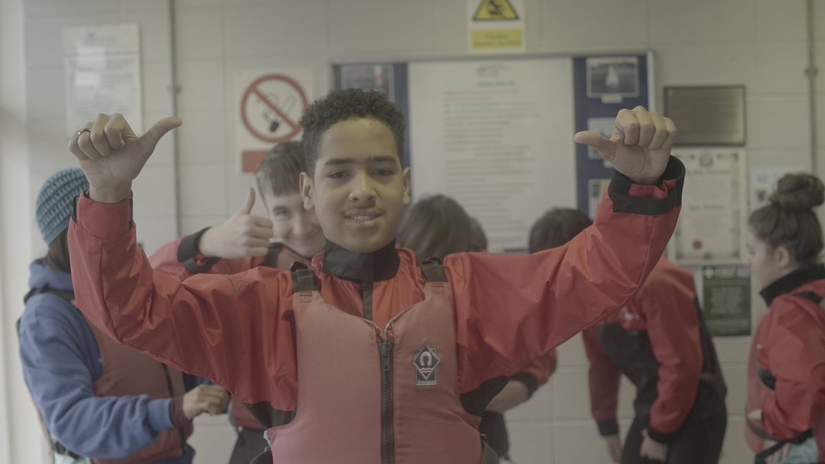 LMfund4children's tweet photo. Children with disabilities in Liverpool can discover new sports and improve their fitness and wellbeing taking part in regular activities such as tennis, kayaking, trampoling and rock climbing with our project partner @TheTeamOasis 🧡 #CharityTuesday https://t.co/gXFCior4xh