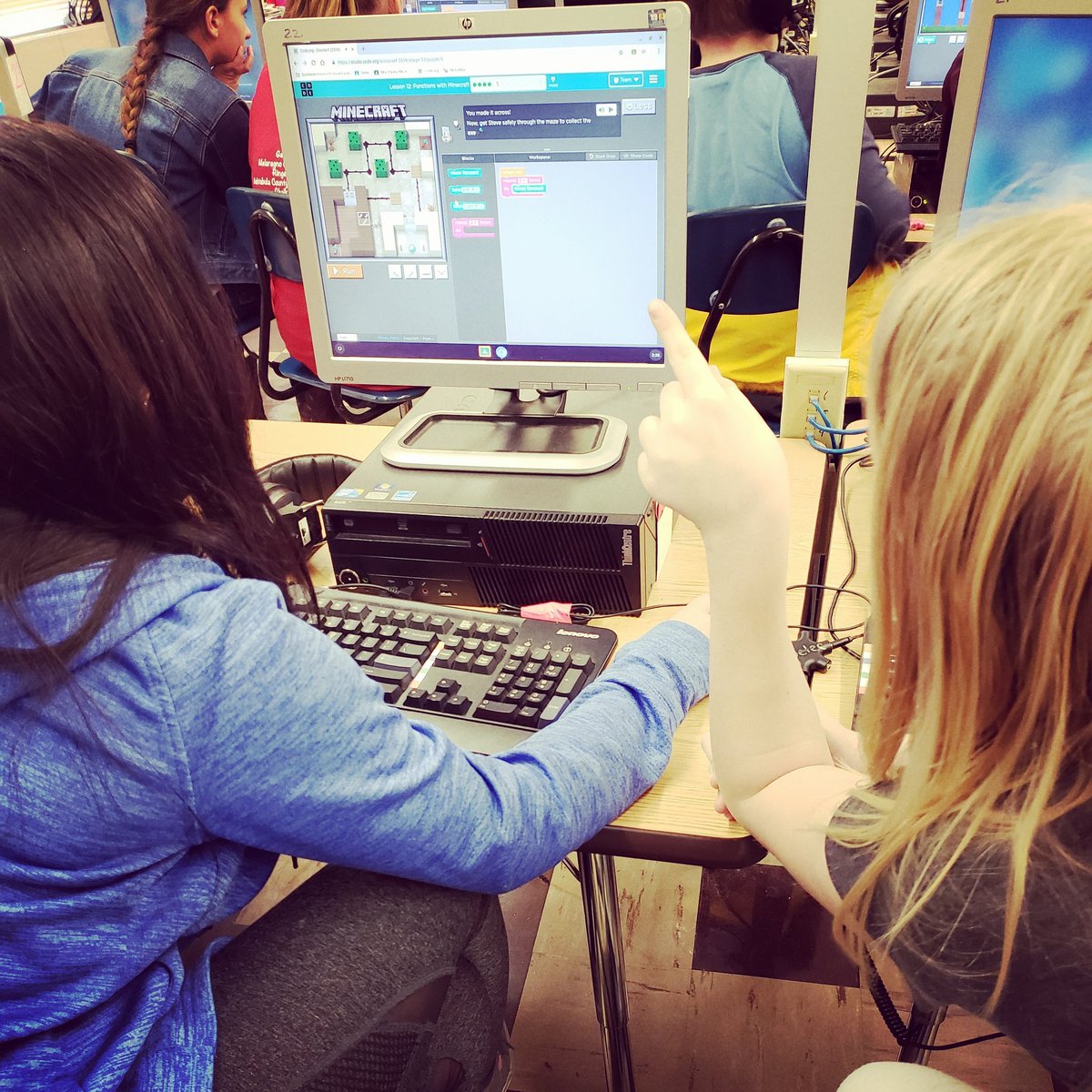 TechMusical's tweet image. #fifthgrade students are reviewing #functions with #csfundamentals on @codeorg using #minecraft with partners!
#edtech #collaboration #comunication #coding #pairprogramming