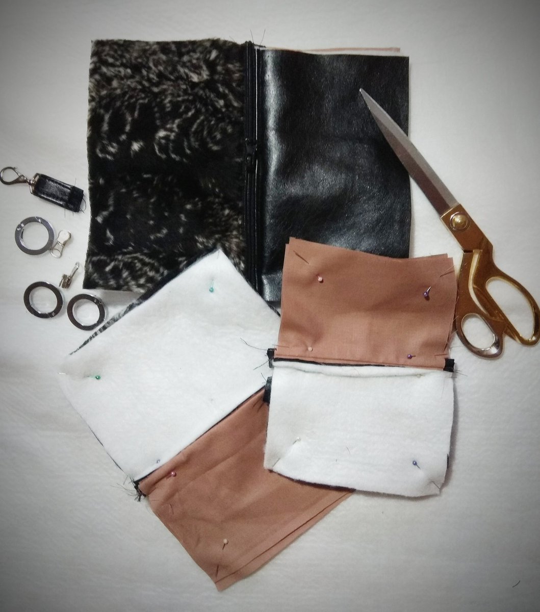 AiryBags's tweet photo. Work in progress. Finally have enough time for new collection 😎 #etsy #airyfairybags #bagsandpurses #workinprogress #bagset #stylishgirl #trend2019 #coinpouch #coinpurse #unisexkeybag #smallgiftfavor #changepurse #keybag #changepurse #furrybag #fauxfur #ecoleather #springtrends https://t.co/mp432Crmu7