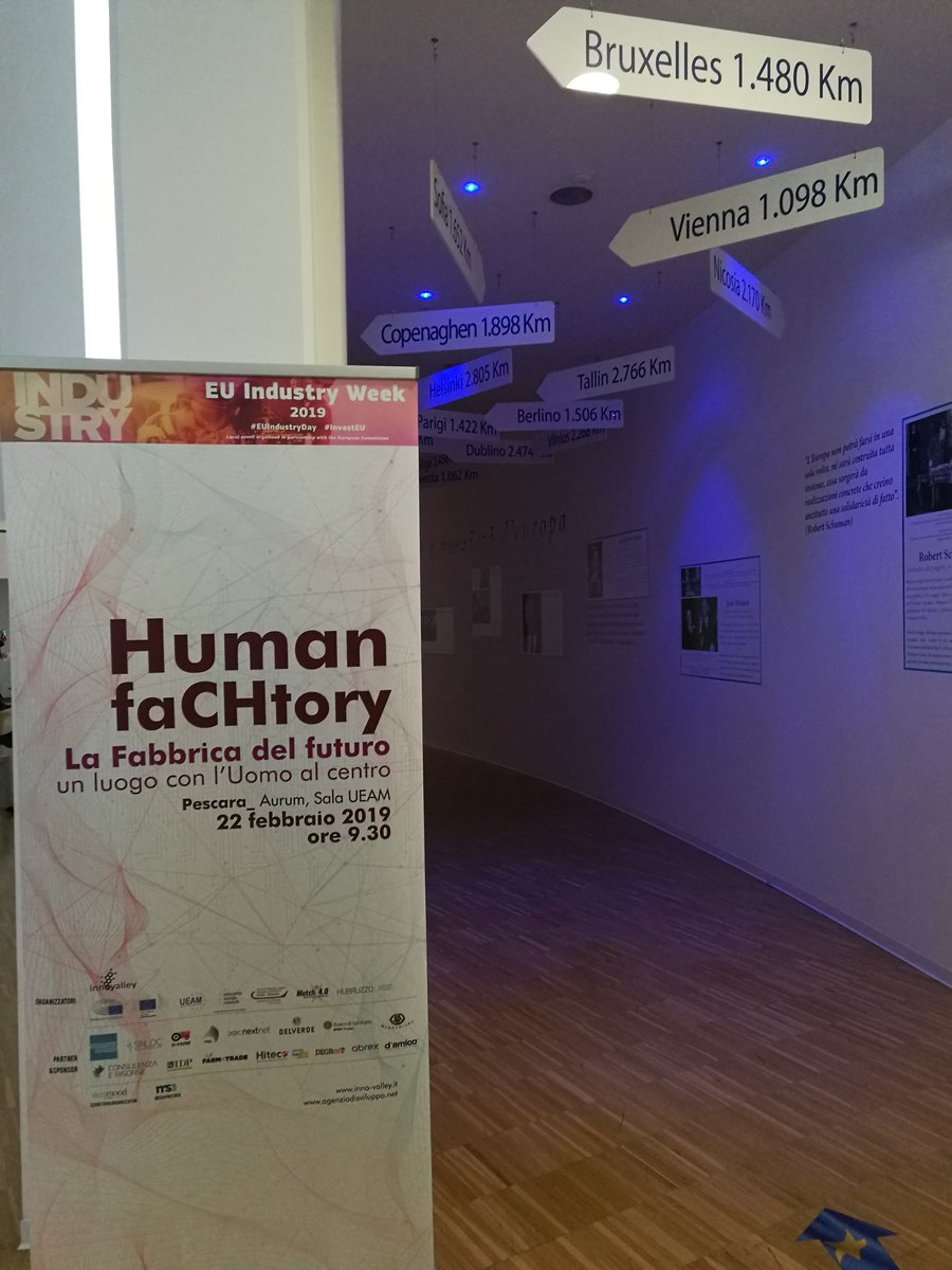 AgsvilCHPE's tweet photo. #HumanFaCHtory e la centralità dell'uomo in connessione con il territorio @marcolabozzetta @hfarmspa @hfarmeducation accompagnamento delle imprese nel processo di #trasformazione #digitale #EUIndustryWeek #investEU https://t.co/IcdsHeKSuS