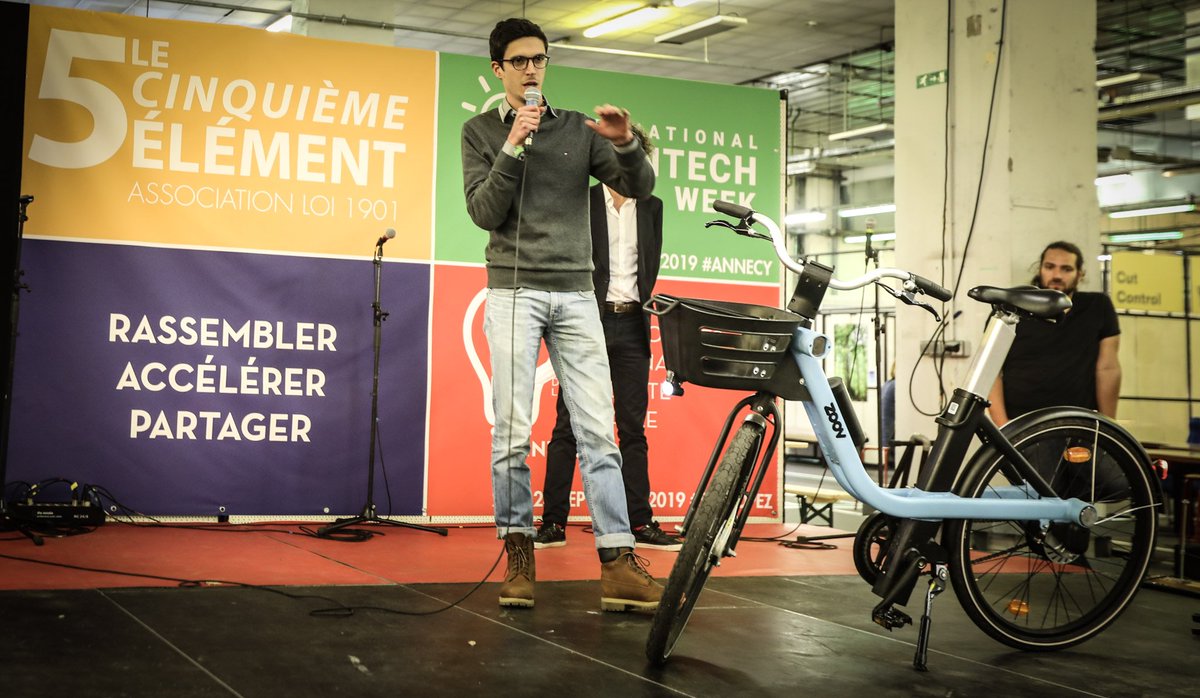 😃 Quel bonheur de présenter les innovations des vélos électriques partagés Zoov à une assemblée aussi dévouée à la protection de l’environnement. Merci <a href="/cinquieme_le/">LE CINQUIEME ELEMENT</a> pour l'invitation ! En savoir plus : bit.ly/2SjrZtQ #Justice4Climate #SolutionVelo