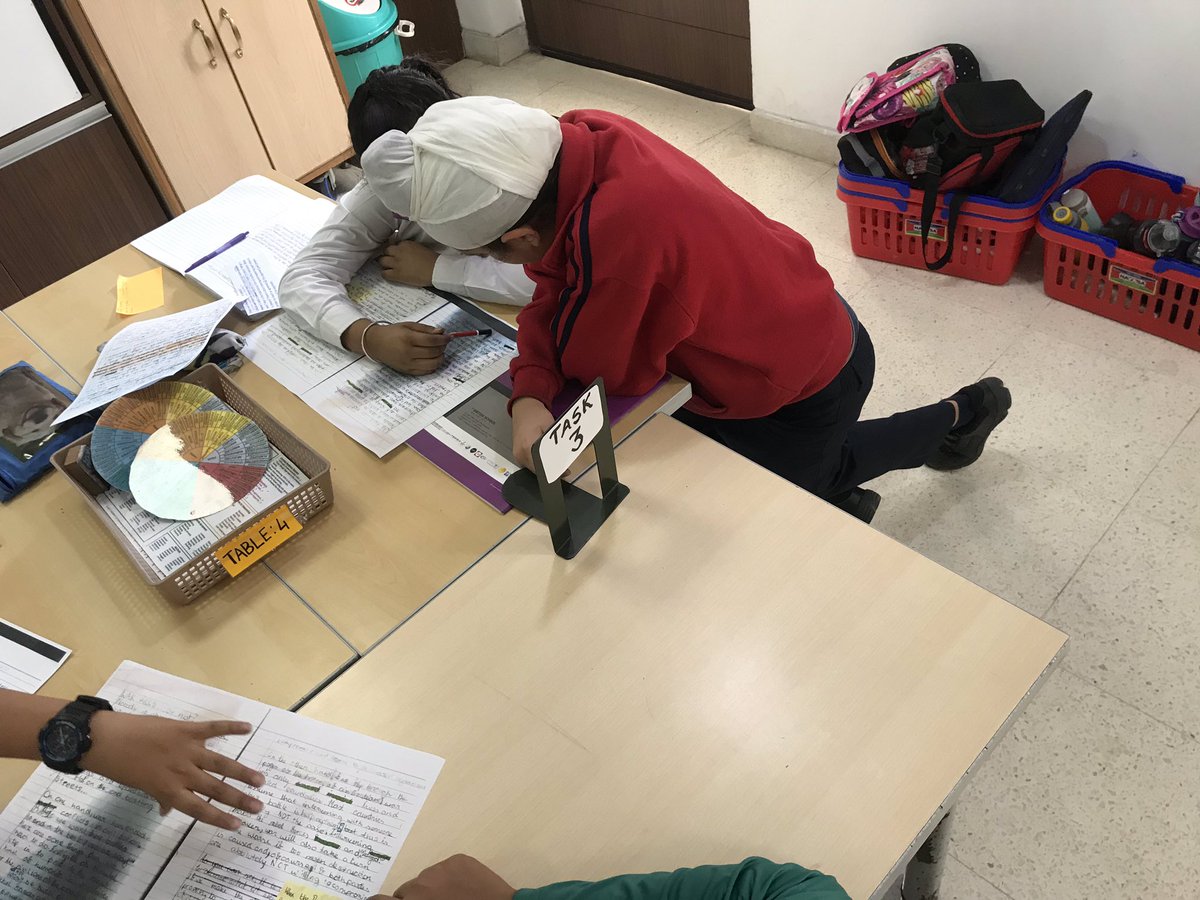 VandanaVanagar's tweet image. #Year6 #Writingsamples #thisiswhatGOODlookslike #moderation # critiquing our work# learning from each other @TBS_Delhi