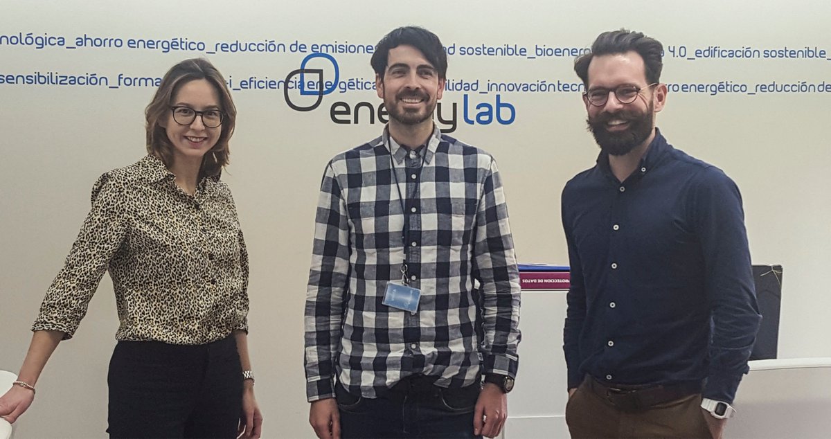 CT_EnergyLab's tweet photo. Esta semana ha estado con nosotr@s Ivo Jerónimo da Silva Araújo, Técnico Superior de Electrónica-Informática del Instituto Politécnico de #VianadoCastelo #IPCV, con una estancia del #ProgramaIACOBUS #cooperación #intercambio #Eurorregión #Galicia #NorteDePortugal. Gracias Ivo! https://t.co/nWy2l3ns8h
