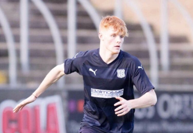 Superiorsports_'s tweet photo. ✍️| SUPERIOR SPORTS SIGN SMITH

@Superiorsports_ are delighted to announce the signing of 18 year old @DundeeFC defender @ethangsmith.

Lee Doyle, Director said that he is delighted Ethan has joined the company and that we look forward to helping him in the future #superiorsports https://t.co/aR41hnPSu7