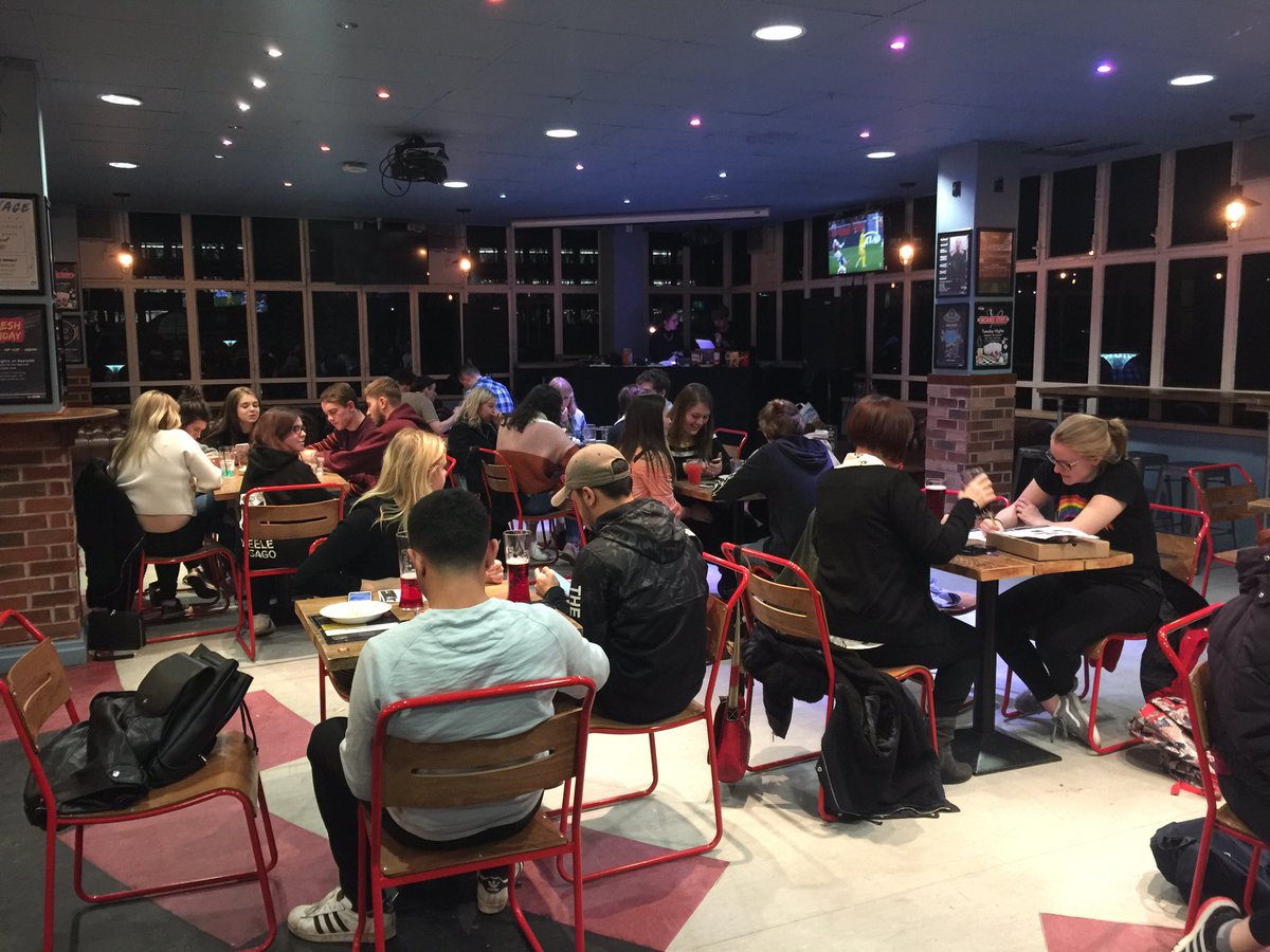Last night, Keele SSAGO hosted the <a href="/KeeleSU/">Keele SU</a> Pub Quiz to raise money for <a href="/actionforme/">Action for ME</a> We raised £85 on the night with more donations still to come! The quiz was great fun and thanks to everybody for turning up! 💚❤️🖤🐿🐿