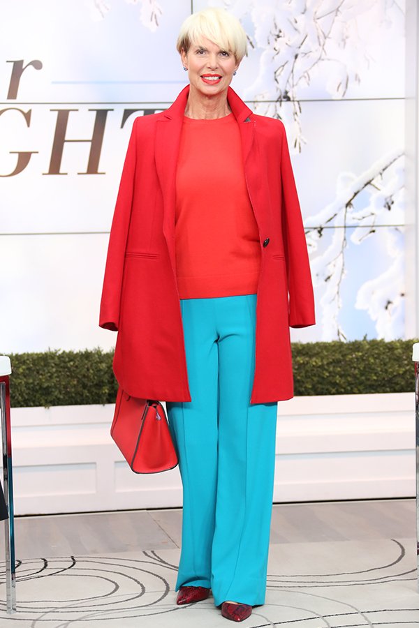 EricaOnFashion's tweet photo. If you're looking for a #wardrobe that will make you smile, even in the winter, it's time to add a pop (or 2!) of #colour. I share 4 of my favourite ways to inject colour into a neutral #closet. Today on the blog ππβοΈππhttps://t.co/u2PjfRxrCY #ootd #winterbrights https://t.co/uXCQro9uo6