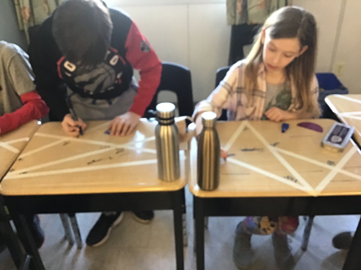 MsGodwinsClass's tweet image. Exploring different types of angles and their relationships #handsonmath #measuringangles @MDBennieBulldog @gecdsbpro