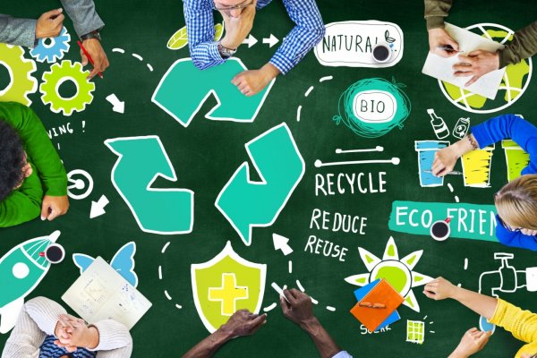 FESRToscana's tweet photo. #ECOMAPS: una piattaforma per ottimizzare lo smaltimento dei rifiuti speciali e mettere in comunicazione chi ha bisogno di smaltire un rifiuto, con le aziende che se ne occupano. Meno costi e processi più efficienti! #Riuso #riciclo #MilluminodiMeno https://t.co/BpwOkcorDe https://t.co/Zqai5COzyF