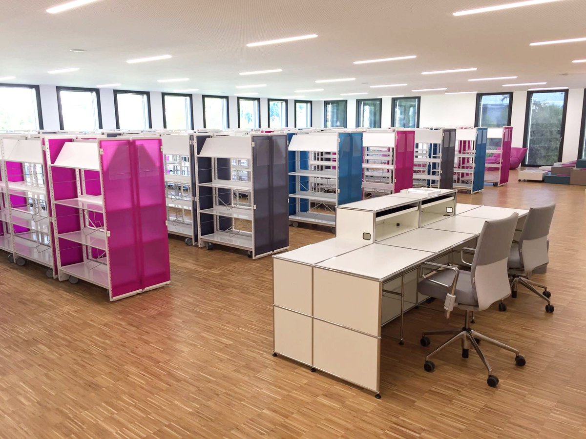 Round_Office's tweet photo. Aménagement d'une bibliothèque dans le canton de vaud.

#roundoffice #geneva #mobilier #bureau #design #dpc #usm #vitra #eames https://t.co/oyx73SQFyn