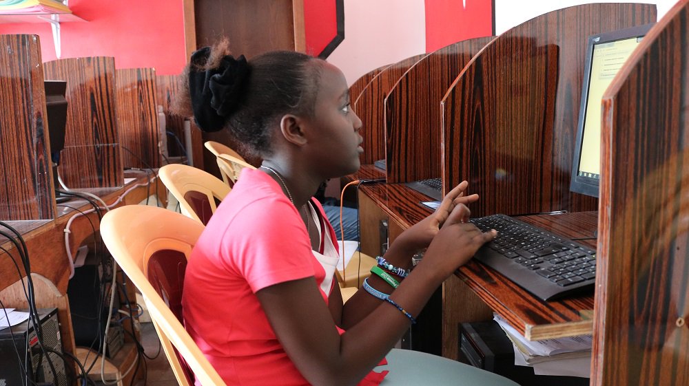 Kids4educ_Asbl's tweet photo. Formation informatique gratuite et internet gratuit pou les enfants de moins de 16 ans.
Nous avons vu des enfants passer du niveau Zéro à un niveau acceptable.
Soutenez nous afin de changer ce monde.
#UNICEF #children #educacion #educate #EducationAwards #UNESCO #educacion https://t.co/vbzDJxI0v9