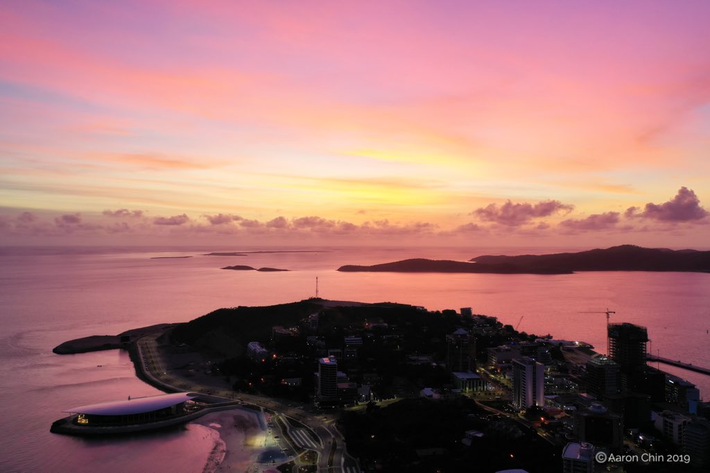 aaronchmgroup's tweet photo. This is unedited and no filter. Gorgeous sunset over downtown Port Moresby today π
#AmazingPortMoresby #PNG #ApecHaus #sunset https://t.co/oZuUeg2QGI