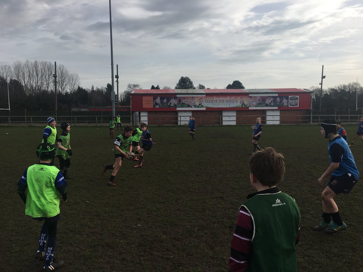 SaleSharksFdn's tweet photo. Day 2 of @SaleSharksRugby Camp @ManchesterRugby &amp; @MRCMandJ 

Focus this morning is on Continuity &amp; Support and being a #CreativeAttacker 

Game Zone:
🔵 Fiji Touch ✅
🔵 Offside Touch ✅

Skill Zone:
🔵 Pass ✅
🔵 Grubber &amp; Punt ✅

#DevelopingTheSharksDNA https://t.co/ujJUdzgUB6